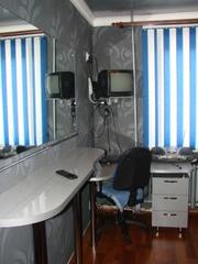 Продаю 0, 5 долю( комн. 12, 4+10, 4+лодж.) в 3-к. квартире 4/10п,  64/40/1